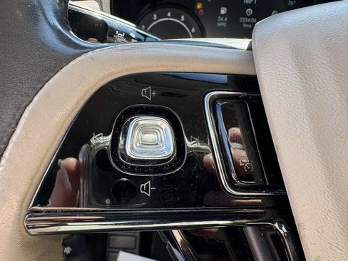 Used 2020 Lincoln Corsair FWD image 18