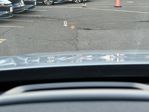 Used 2016 Volvo XC90 T6 Momentum w/ Momentum Plus Package AWD/4WD image 37