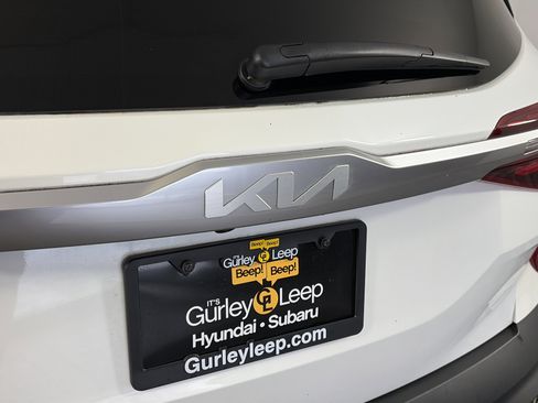 Used 2023 Kia Seltos LX image 16