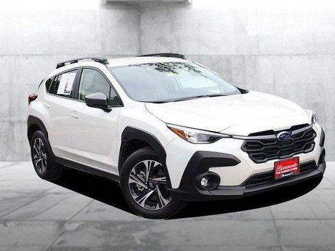 Used 2025 Subaru Crosstrek 2.5i Premium AWD/4WD image 2