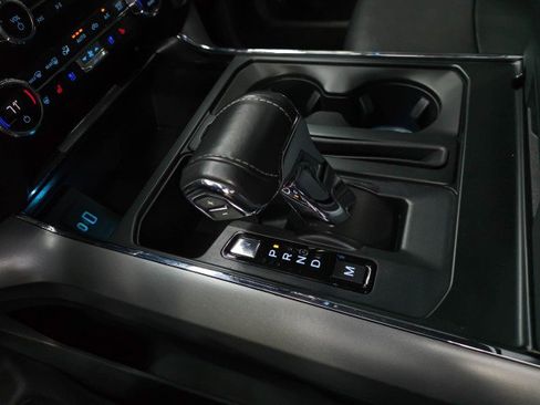 Used 2021 Ford F150 Lariat w/ Equipment Group 502A High AWD/4WD image 31