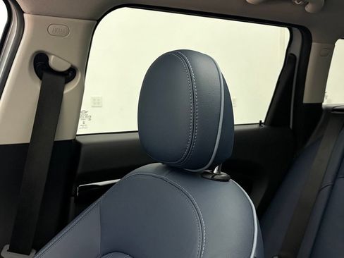 Used 2022 MINI Cooper Clubman S w/ Signature Upholstery Package FWD image 39