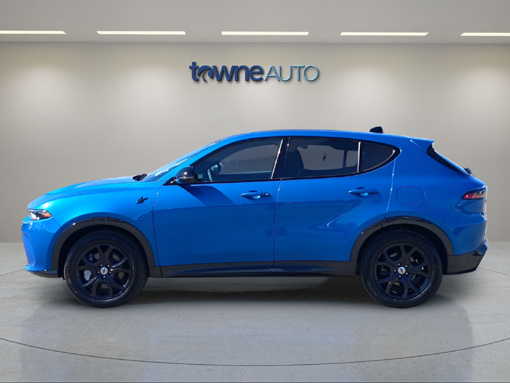 Used 2024 Dodge Hornet R/T w/ R/T Blacktop Package AWD/4WD image 2