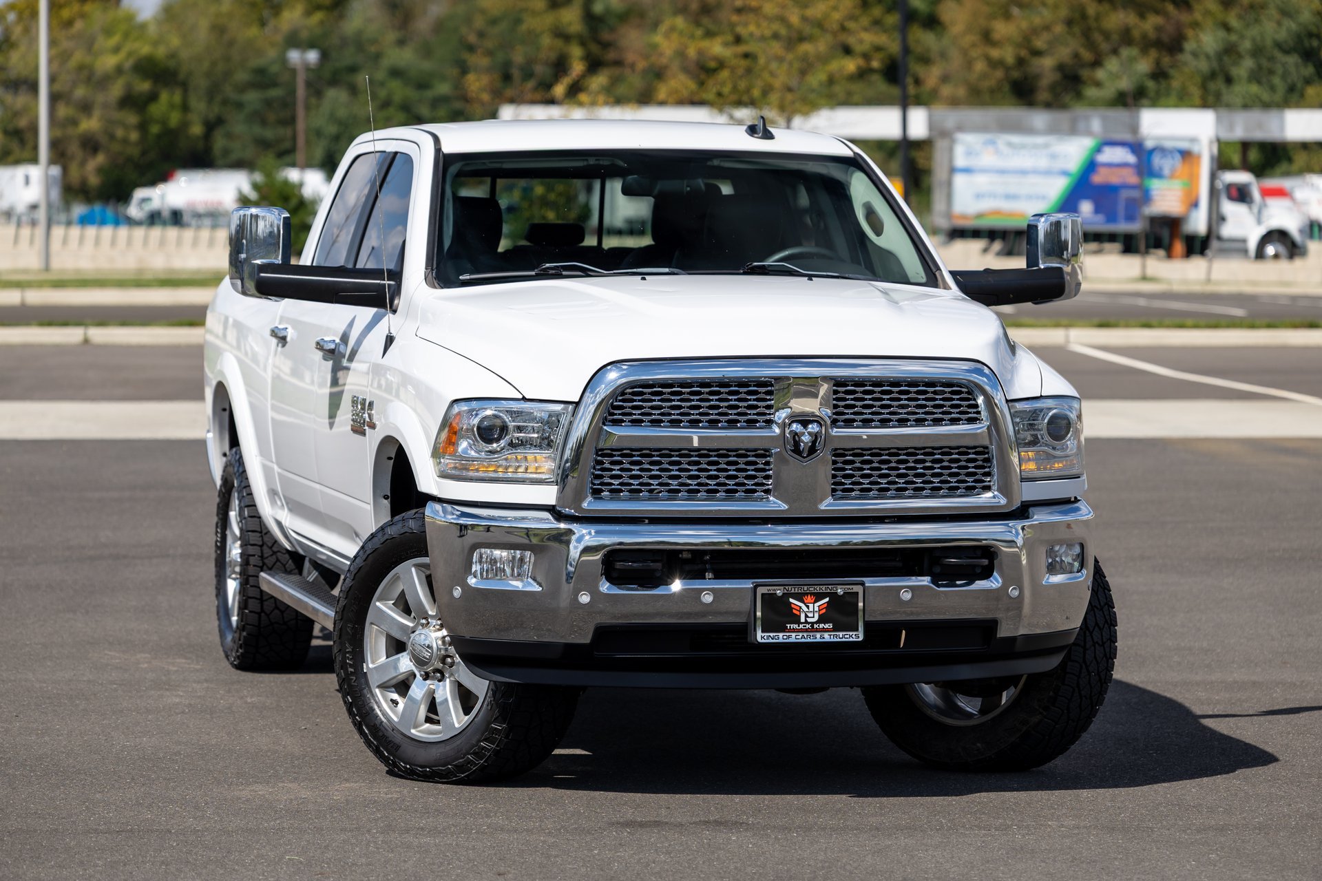 Used 2018 RAM 3500 Laramie w/ Cold Weather Group AWD/4WD image 3