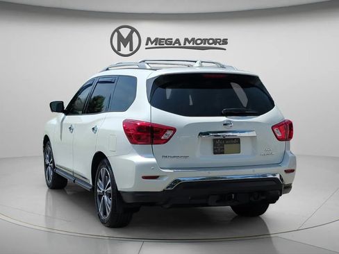 Used 2020 Nissan Pathfinder Platinum AWD/4WD image 5