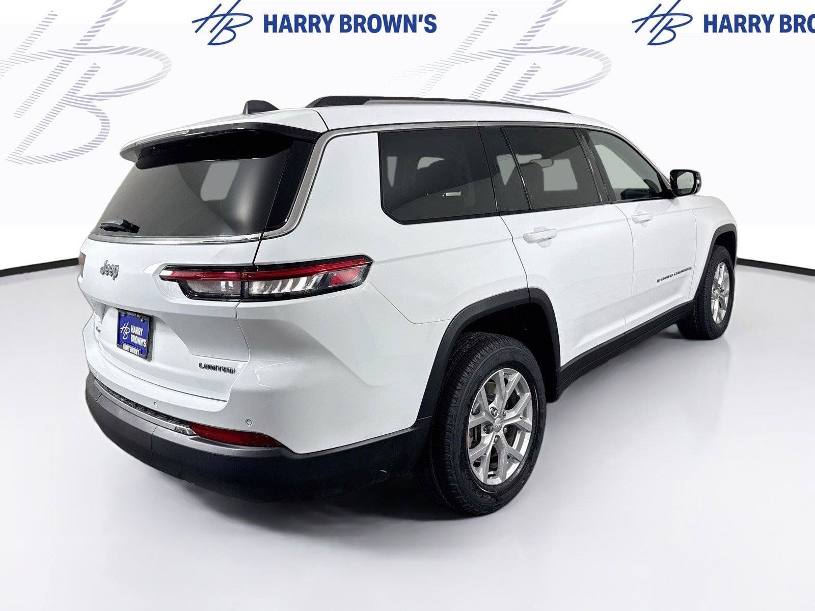 Used 2023 Jeep Grand Cherokee L Limited AWD/4WD image 33
