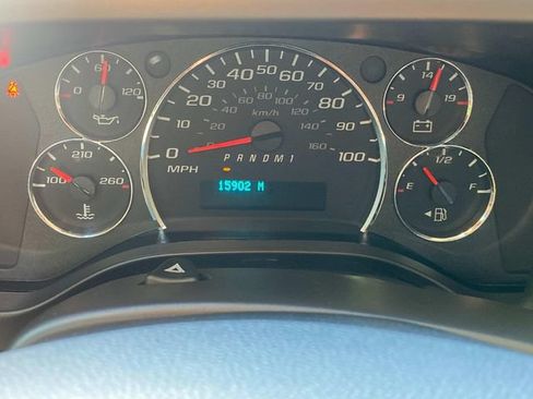 Used 2025 GMC Savana 2500 w/ Driver Convenience Package RWD image 14