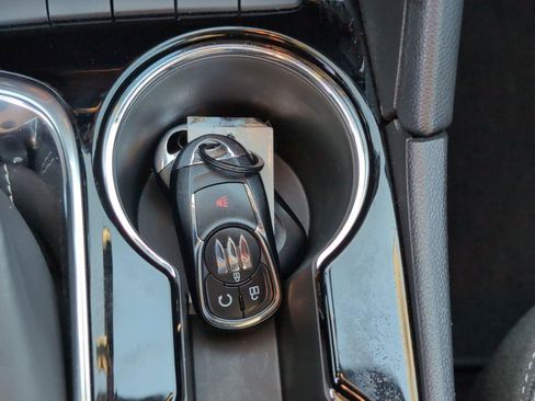 Used 2025 Buick Encore GX Preferred image 36