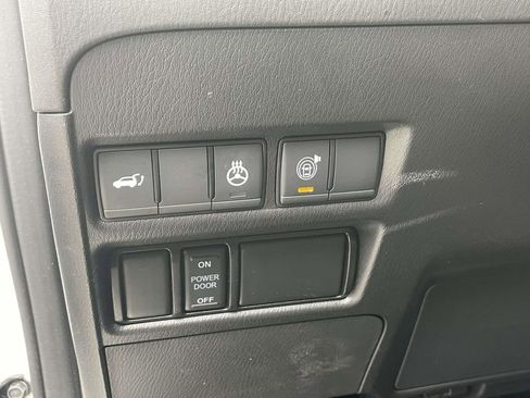 Used 2024 Nissan Armada Platinum w/ Cargo Package image 20