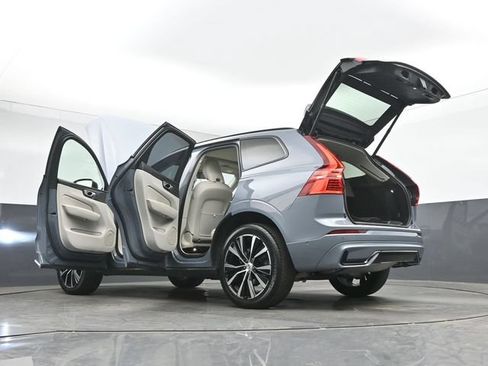 Used 2023 Volvo XC60 B5 Ultimate w/ Climate Package AWD/4WD image 58