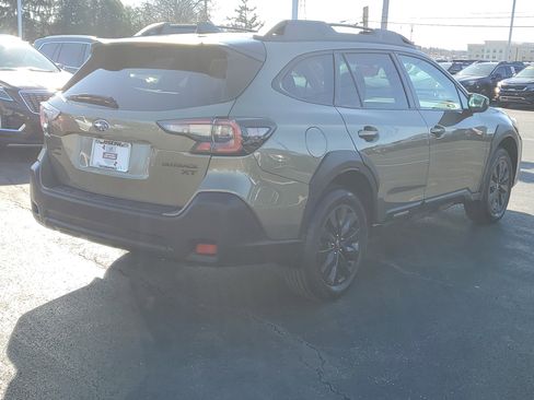 Certified 2023 Subaru Outback Onyx Edition XT image 3