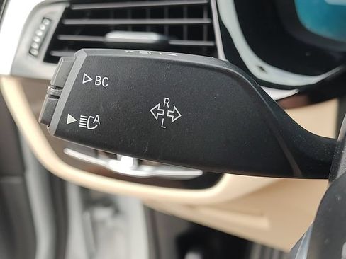 Used 2021 BMW 530i xDrive w/ Convenience Package AWD/4WD image 35