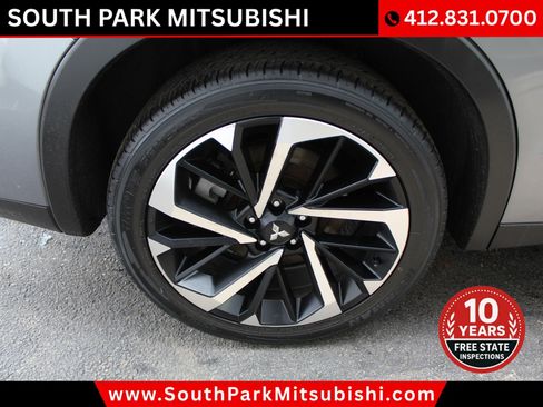 Used 2022 Mitsubishi Outlander SE image 10