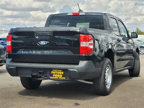 New 2025 Ford Maverick XL image 4