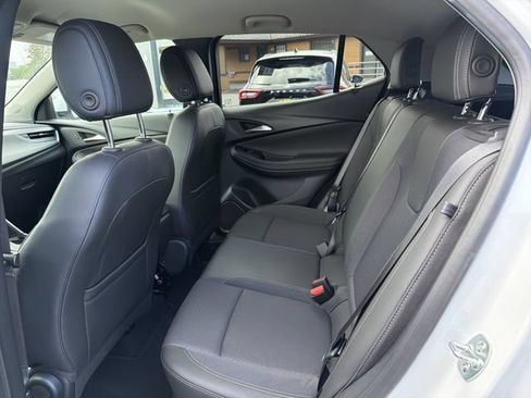 Used 2025 Buick Encore GX Preferred FWD image 15