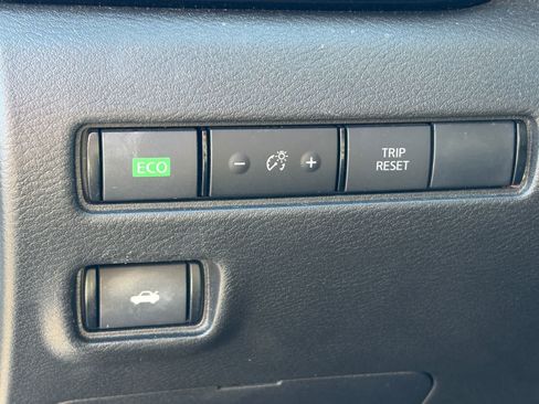 Certified 2023 Nissan Sentra S FWD image 9