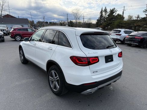 Used 2022 Mercedes-Benz GLC 300 4MATIC image 10