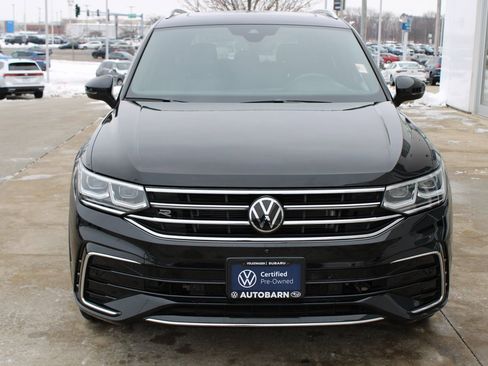 Certified 2023 Volkswagen Tiguan SEL R-Line image 2