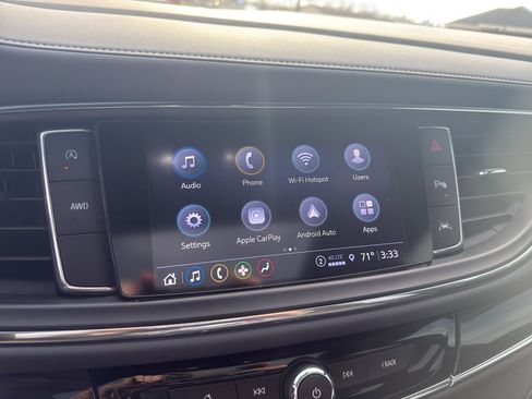 Used 2022 Buick Enclave Essence w/ Experience Buick Package image 17