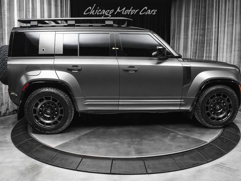 Used 2025 Land Rover Defender 110 AWD/4WD image 50