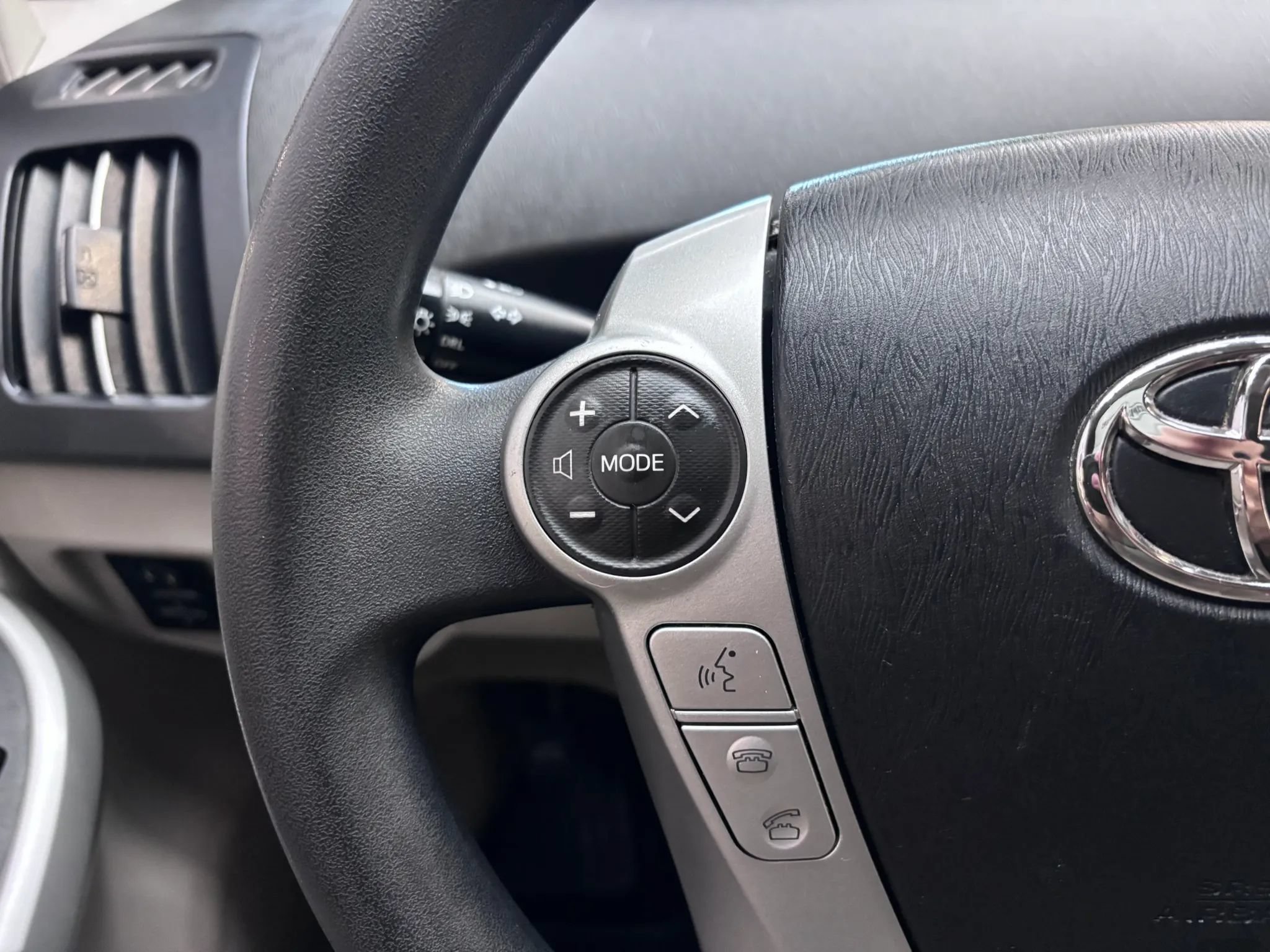 Used 2012 Toyota Prius Three FWD image 13
