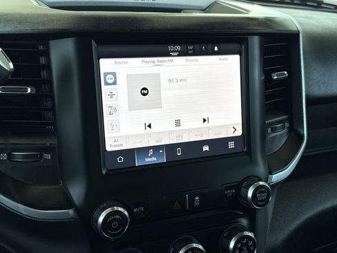 Used 2022 RAM 2500 Big Horn w/ Cold Weather Group image 12