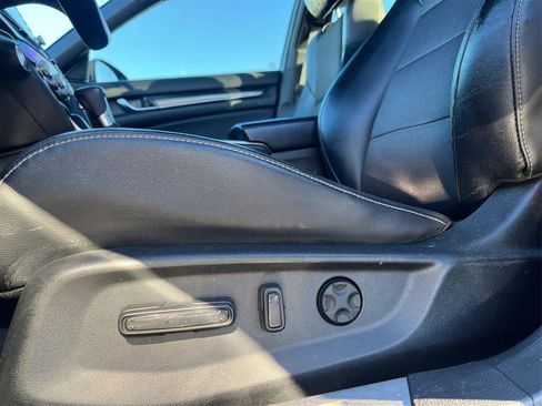 Used 2018 Honda Accord Sport image 18