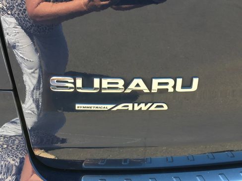 Used 2023 Subaru Ascent Touring AWD/4WD image 6