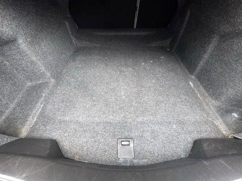 Used 2018 Chevrolet Impala LT image 23