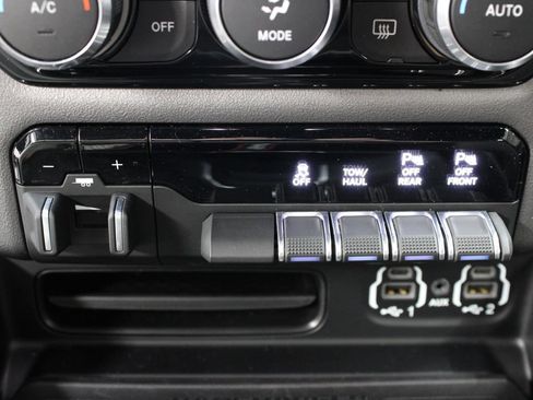 Used 2022 RAM 2500 Laramie AWD/4WD image 58