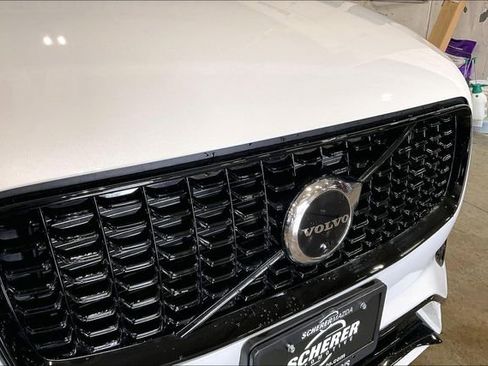 Certified 2023 Volvo XC90 T8 Ultimate w/ Lounge Package image 30