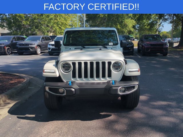 Certified 2022 Jeep Wrangler Unlimited Sahara w/ Cold Weather Group AWD/4WD image 8