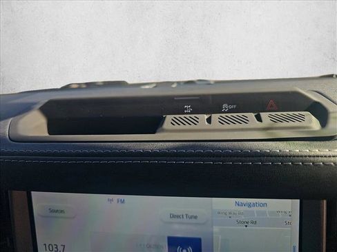 New 2025 Ford Bronco Outer Banks image 12