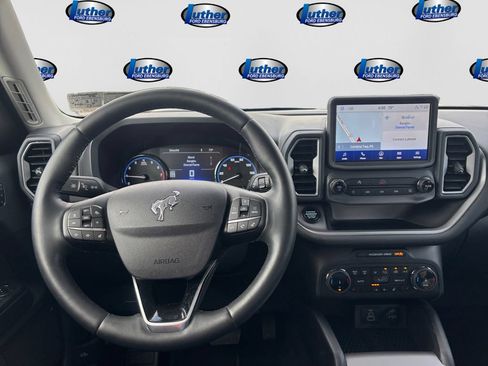 Used 2024 Ford Bronco Sport Outer Banks AWD/4WD image 18