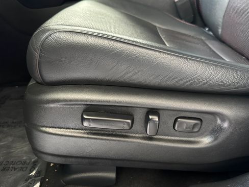 Used 2025 Honda Passport Black Edition image 13
