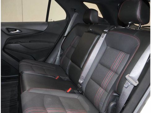 Used 2023 Chevrolet Equinox RS FWD image 16