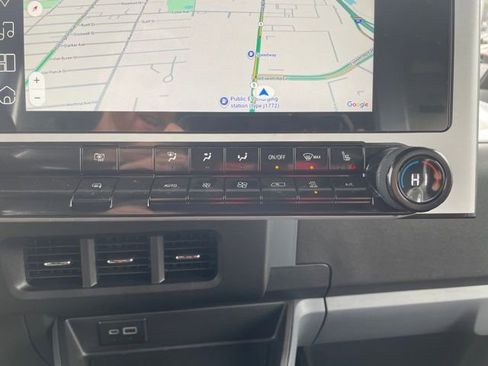 New 2025 Chevrolet Brightdrop 400 w/ Battery Pack, Max Range image 6