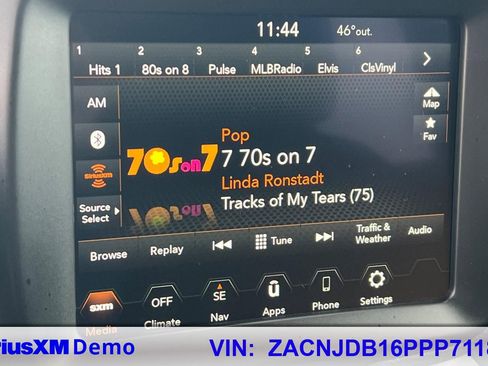 Used 2023 Jeep Renegade Latitude AWD/4WD image 29