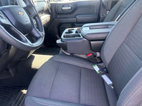 Used 2024 Chevrolet Silverado 1500 Custom RWD image 9
