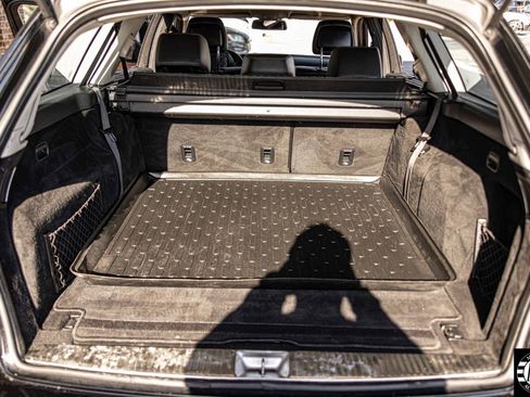 Used 2014 Mercedes-Benz E 350 4MATIC Wagon image 17