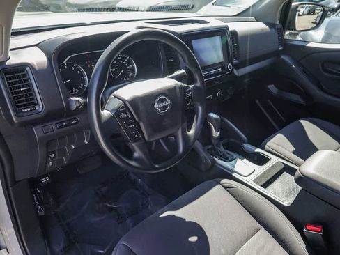 Used 2023 Nissan Frontier S image 11