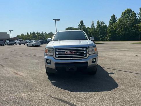 Used 2015 GMC Canyon SLE w/ SLE Convenience Package RWD image 3