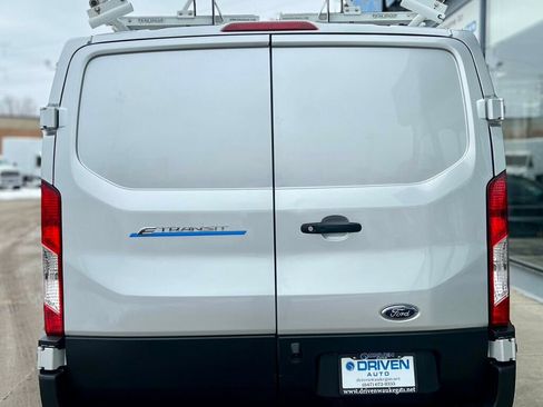 Used 2023 Ford E-Transit T-350 image 4