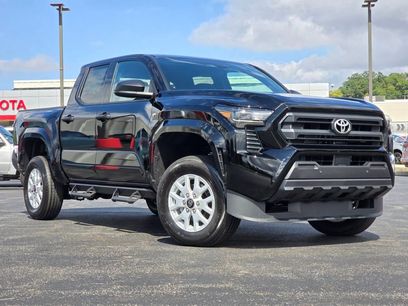 New 2025 Toyota Tacoma SR w/ SR Upgrade Package