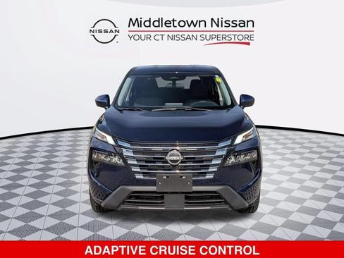 Certified 2024 Nissan Rogue SV AWD/4WD image 10