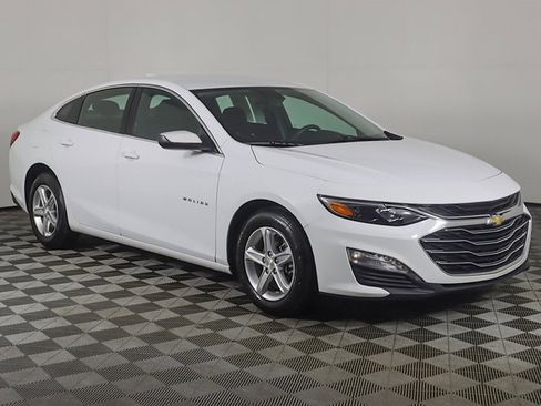Used 2024 Chevrolet Malibu LT image 48