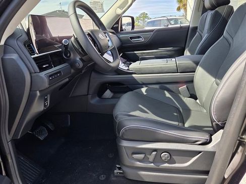 New 2026 INFINITI QX80 Luxe AWD/4WD image 11