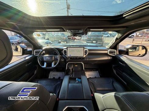 Used 2022 Toyota Tundra Platinum AWD/4WD image 24