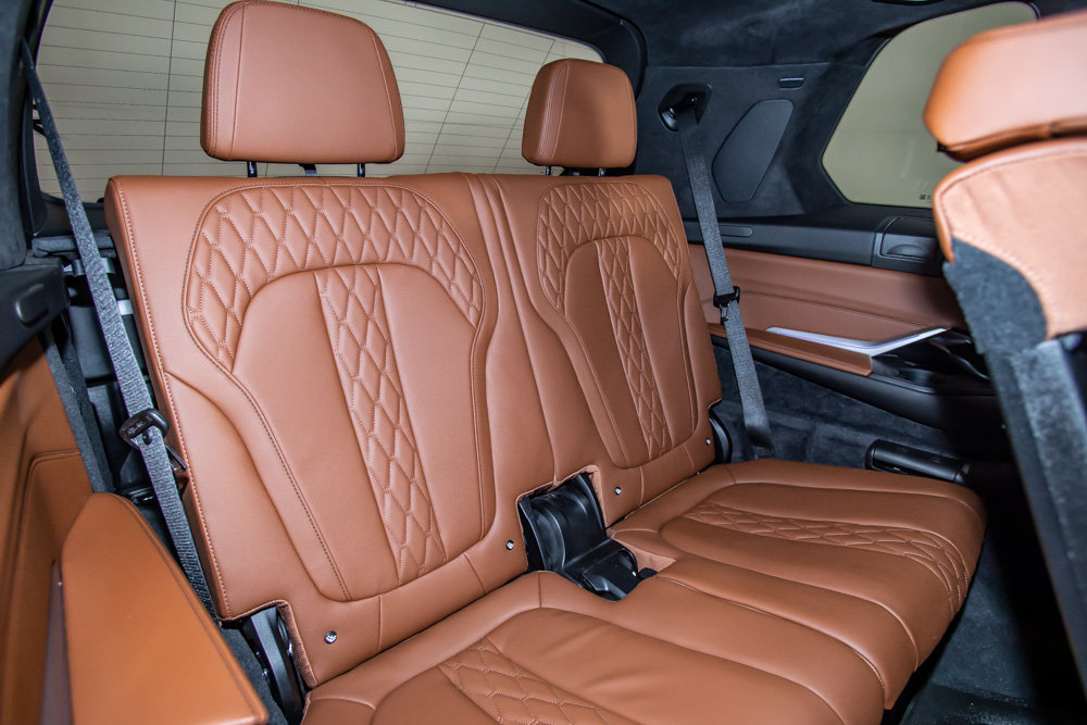 Used 2024 BMW X7 M60i AWD/4WD image 16