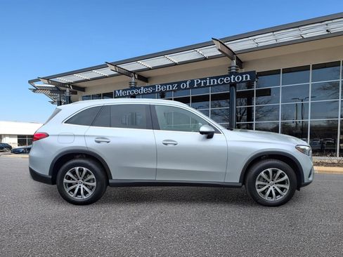 Certified 2024 Mercedes-Benz GLC 300 4MATIC image 2